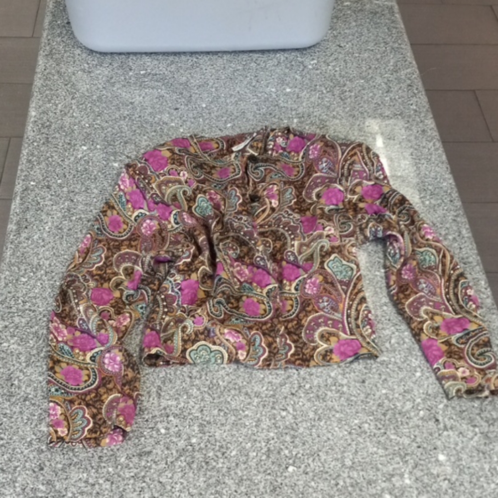Vintage paisley blouse with shoulder pads